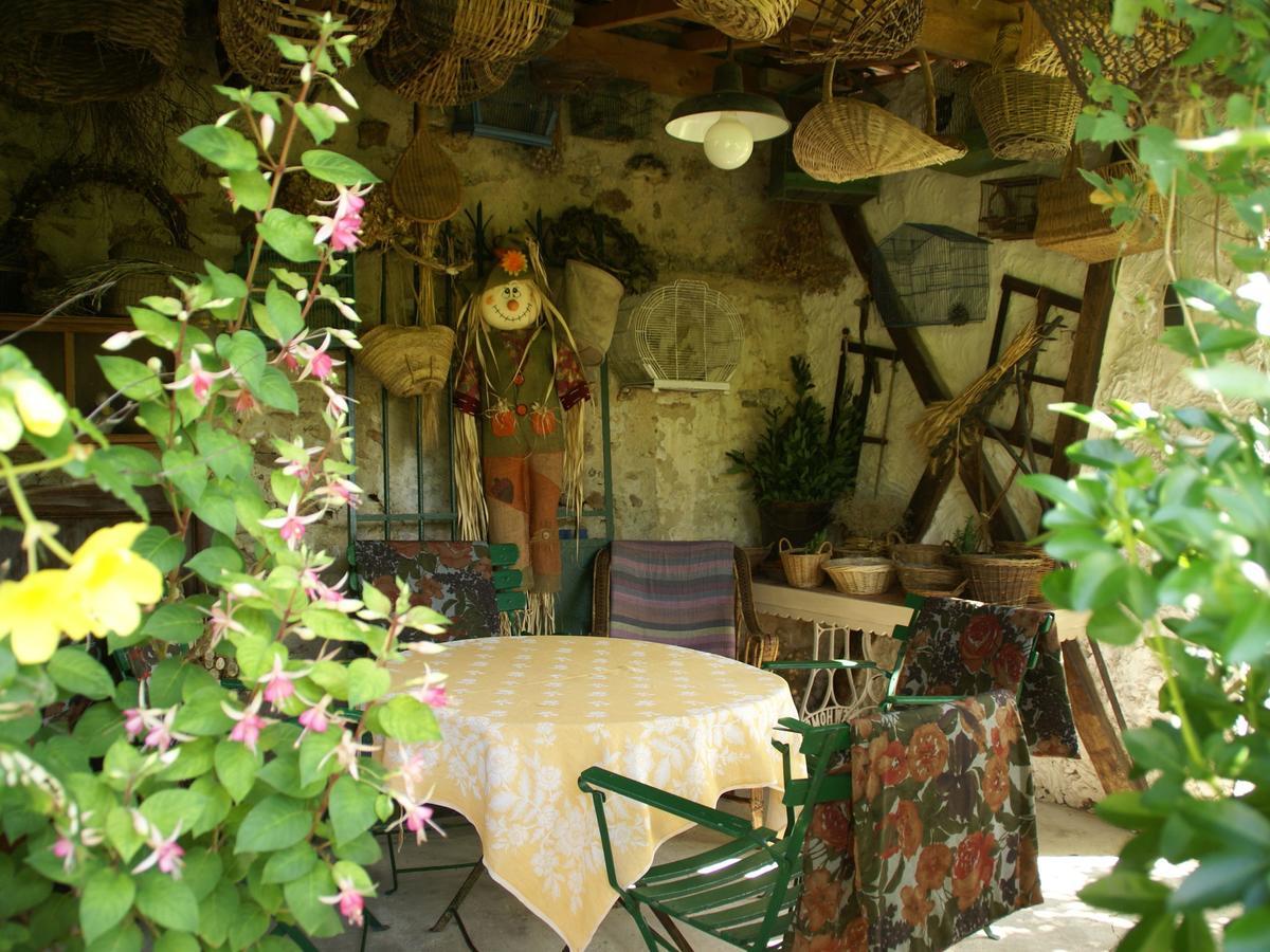 Charming Holiday Home Mezy-Moulins Exterior photo